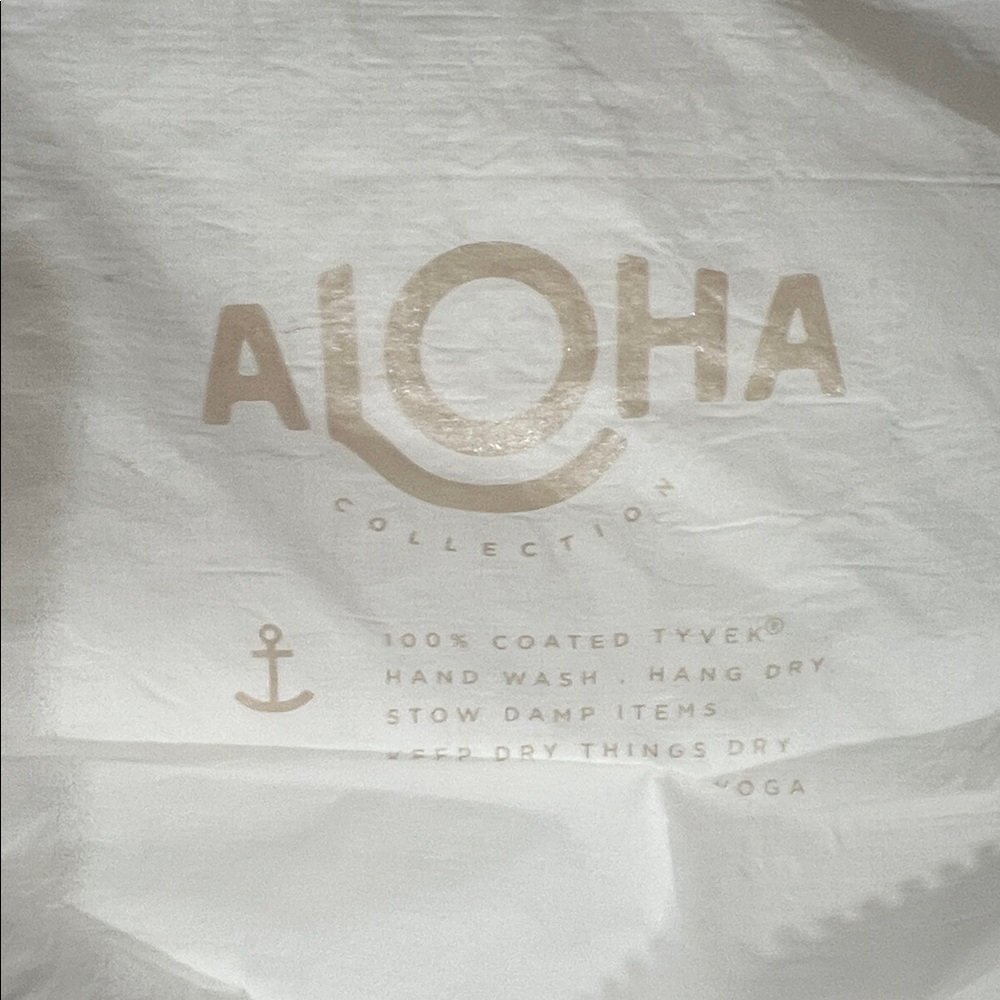 Aloha Collection Mid Pouch Pineapple Keepy Dry An… - image 2